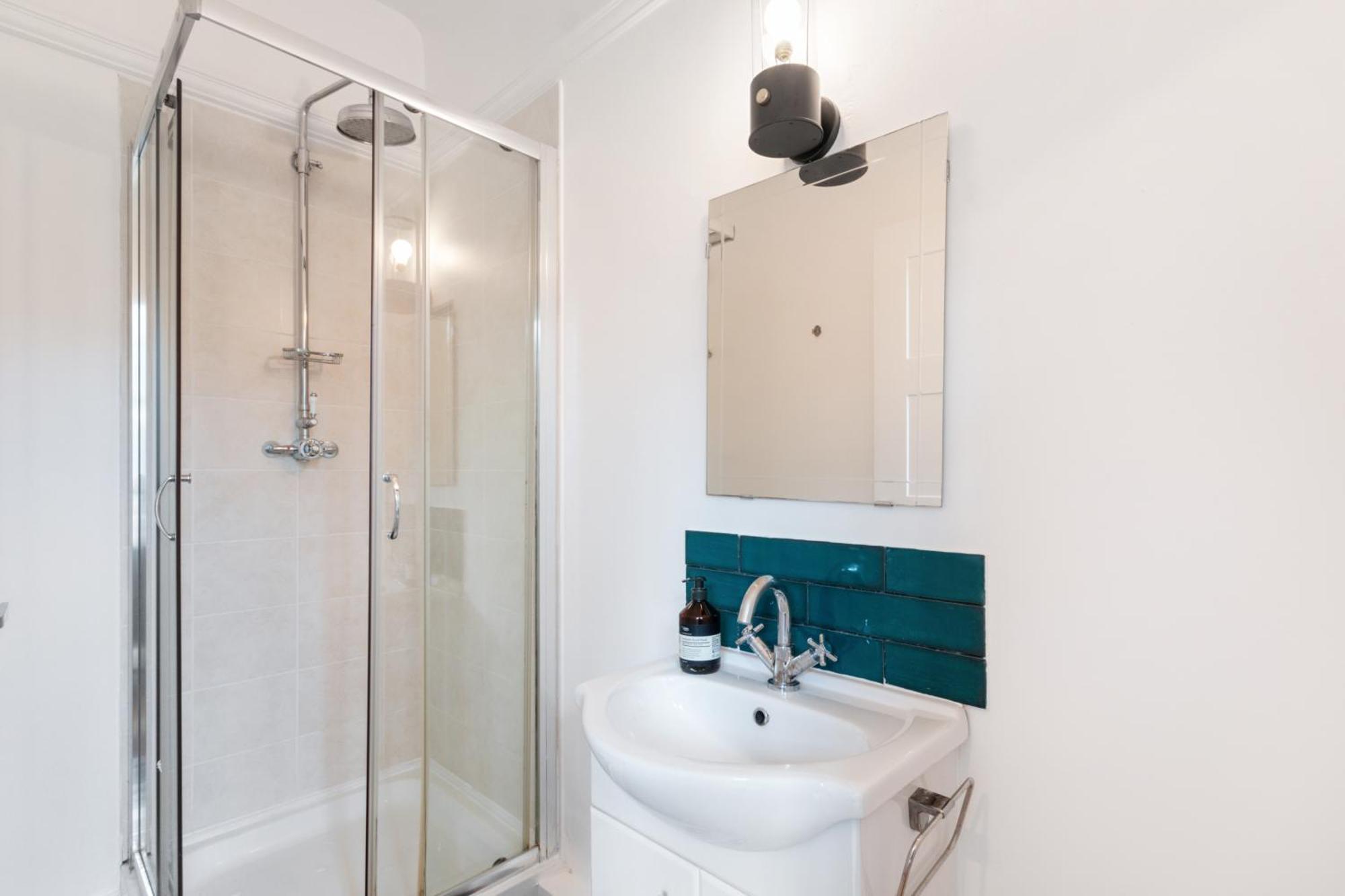 Hotel The Vicarage Tooting, Sw17 Londra Esterno foto