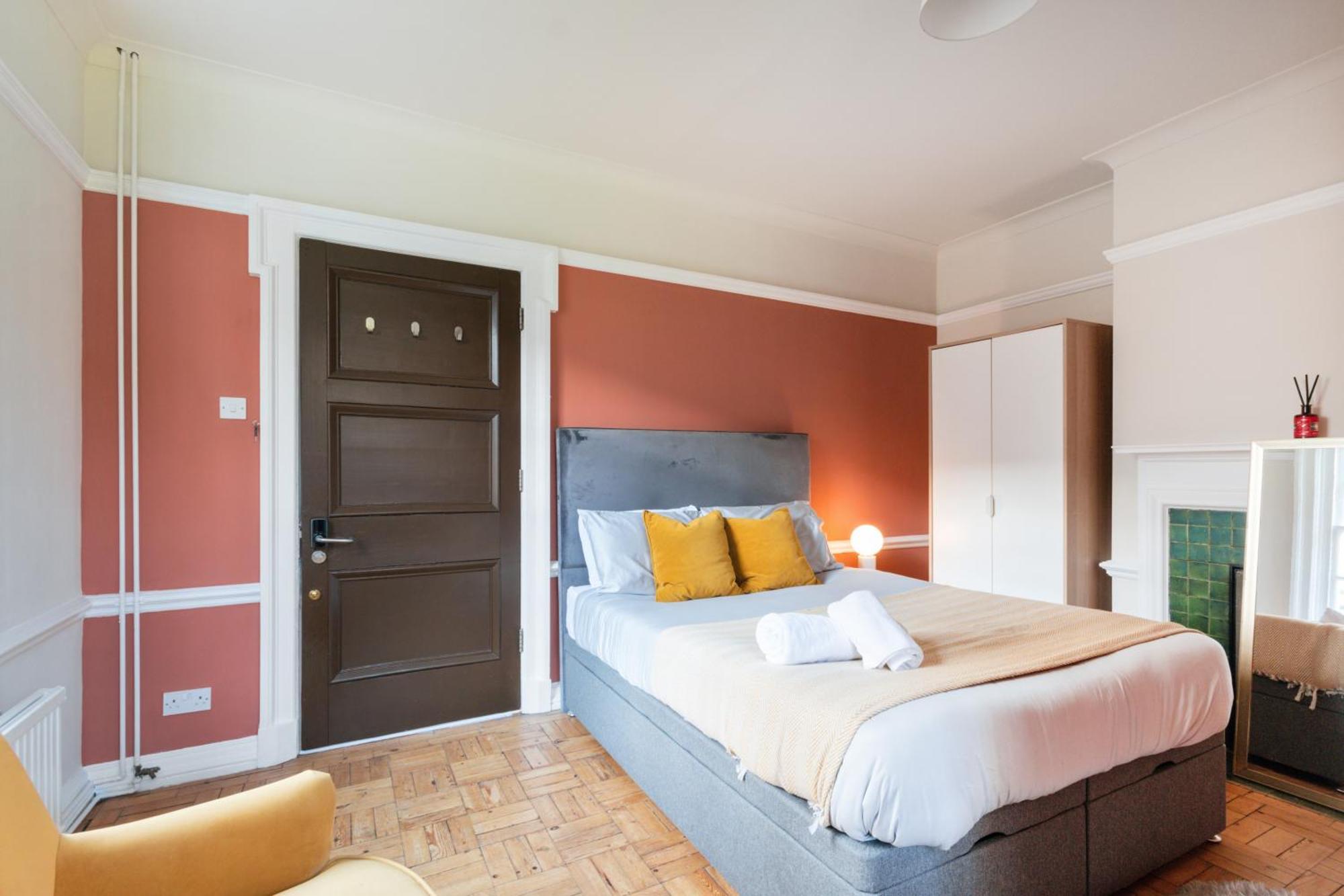 Hotel The Vicarage Tooting, Sw17 Londra Esterno foto