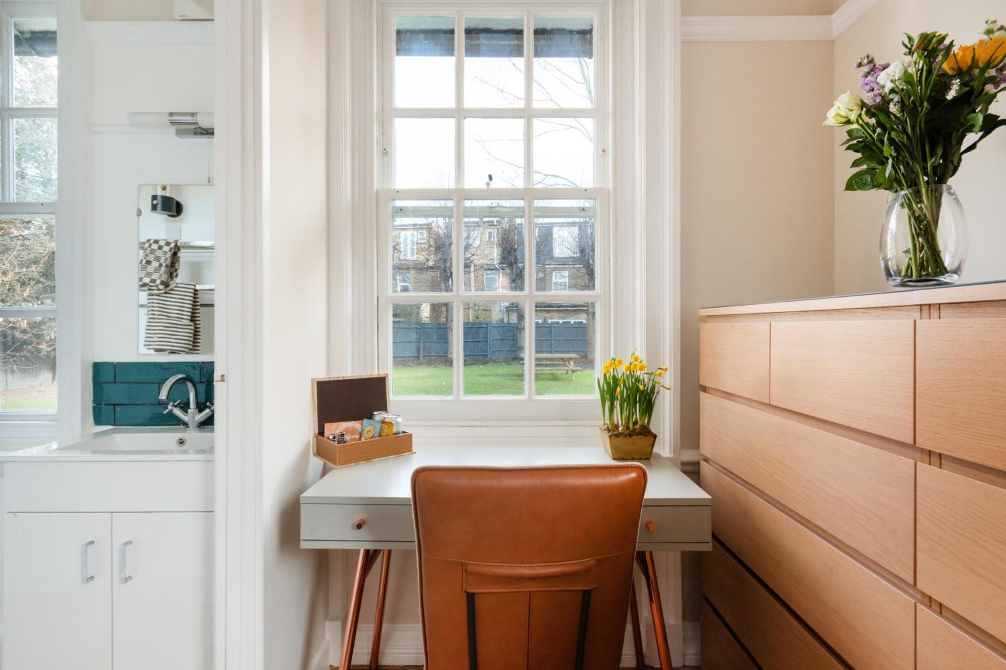 Hotel The Vicarage Tooting, Sw17 Londra Esterno foto