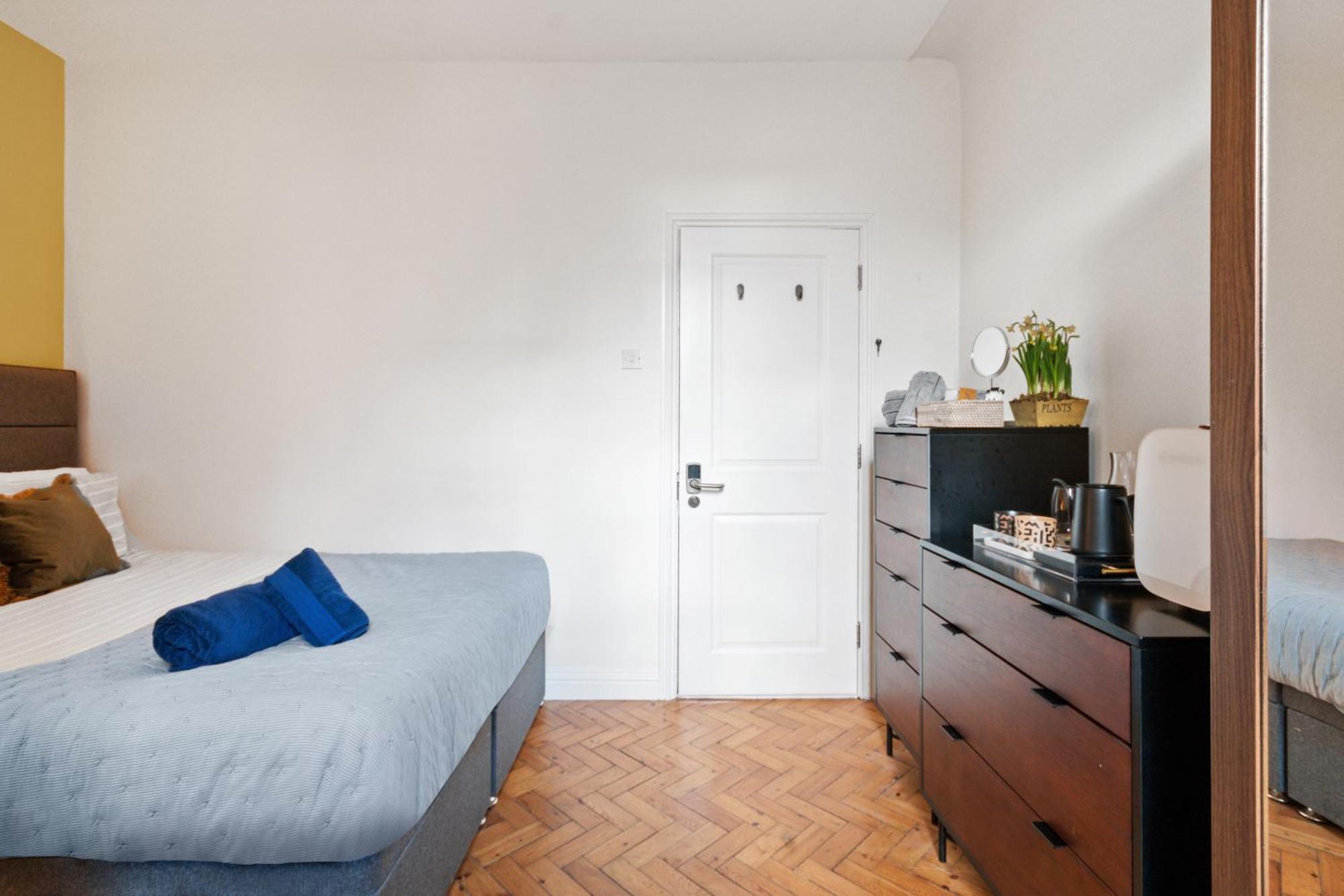 Hotel The Vicarage Tooting, Sw17 Londra Esterno foto